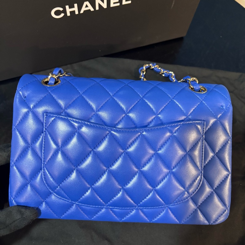 99新🆕Chanel寶藍色金扣羊皮CF23鏈條手提斜挎包🧵-3