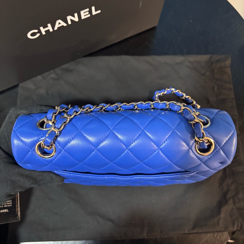 99新🆕Chanel寶藍色金扣羊皮CF23鏈條手提斜挎包🧵-7