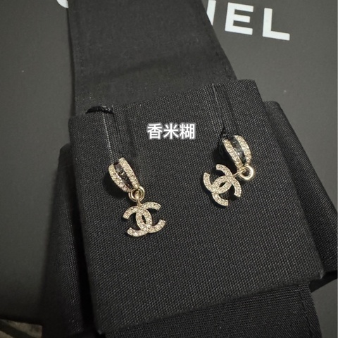Chanel香奈兒25B限定耳環