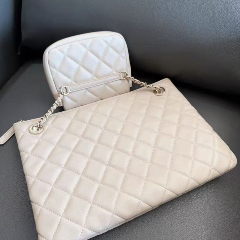 ✨CHANEL 手拿包雙子星珠光色 27.5×19.5 97新配件塵袋-4