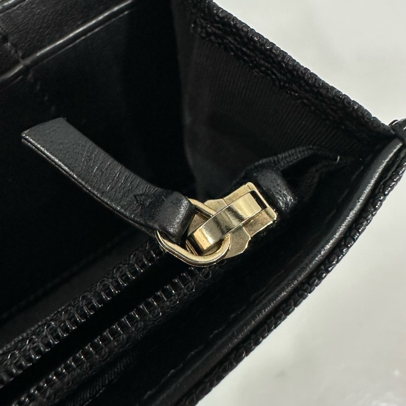 chanel 黑荔枝皮金釦中夾 boy-26