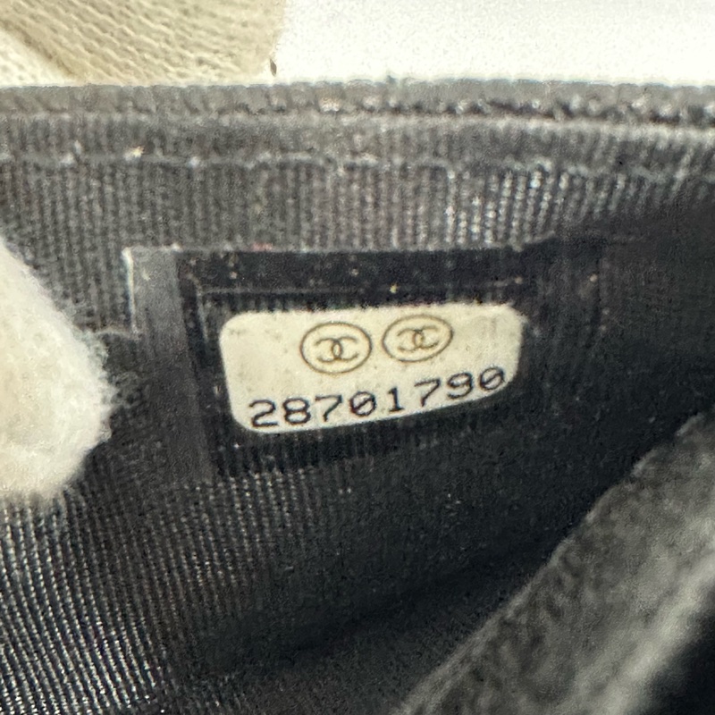 chanel 黑荔枝皮金釦中夾 boy-28