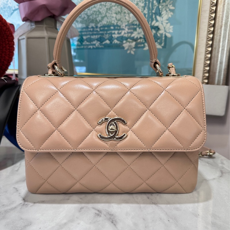 Chanel奶茶羊皮菱格紋淡金釦手提Trendy25肩斜包 A92236-0