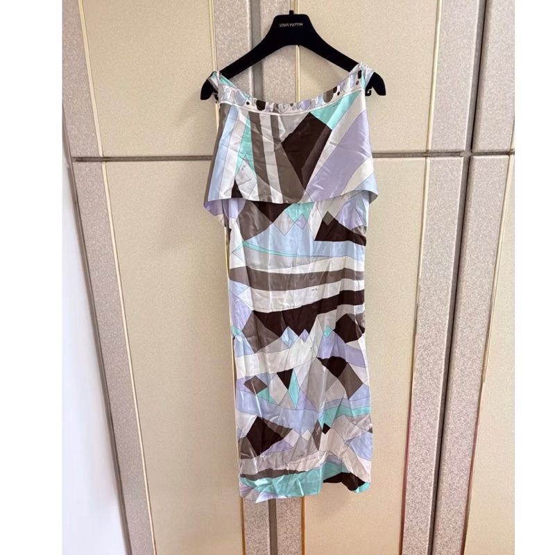 全新Emilio Pucci正品綢緞層次多種穿法洋裝 原價42790-3