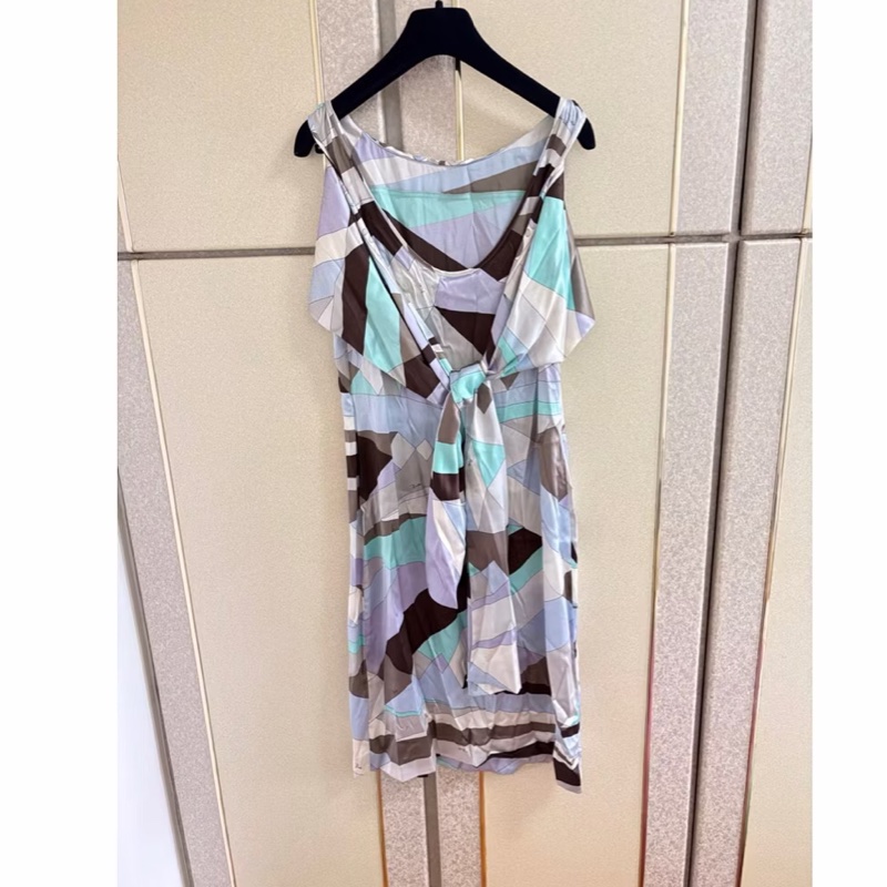 全新Emilio Pucci正品綢緞層次多種穿法洋裝 原價42790-5