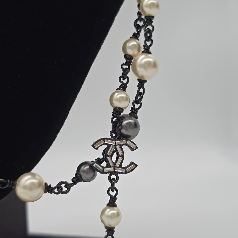 (超新♥️購證盒子)CHANEL 黑白珍珠 巴洛克 雙C LOGO 水鑽 長項鍊 毛衣鏈-2