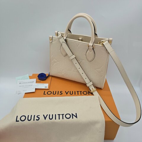 (超新♥️大全配) LOUIS VUITTON ON THE GO 小號 奶油白 牛皮 手提包 電腦包 斜背包｜專櫃108,000
