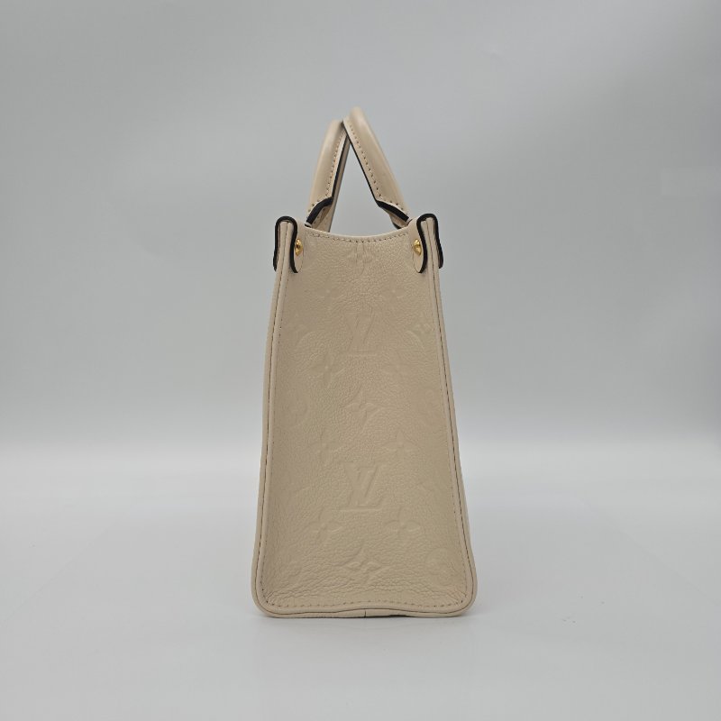 (超新♥️大全配) LOUIS VUITTON ON THE GO 小號 奶油白 牛皮 手提包 電腦包 斜背包|專櫃118,000-3