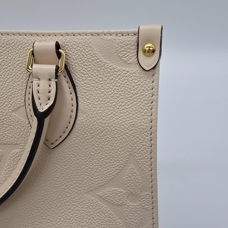 (超新♥️大全配) LOUIS VUITTON ON THE GO 小號 奶油白 牛皮 手提包 電腦包 斜背包|專櫃118,000-8