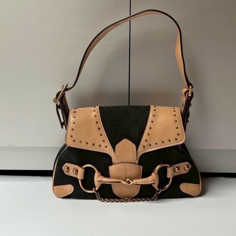 Gucci 駝皮邊黑logo布搖滾系列肩側包