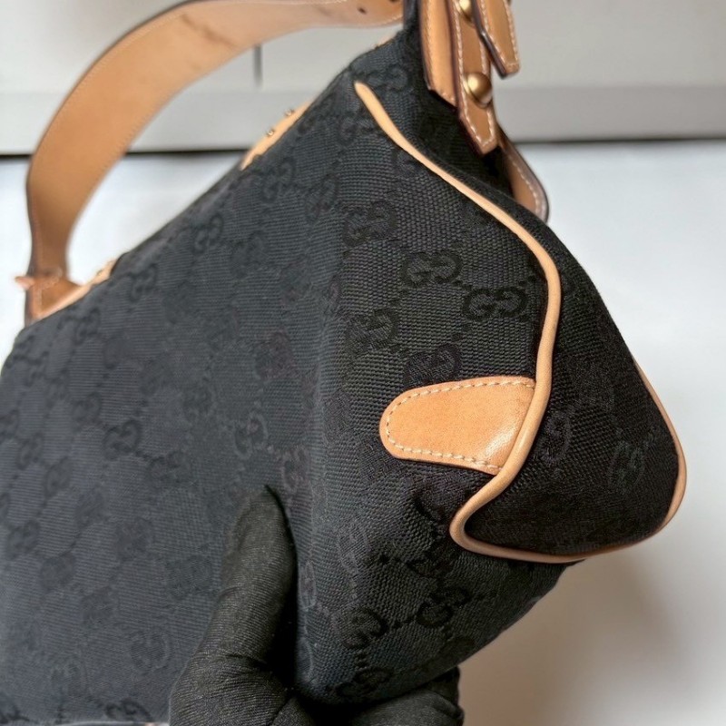 Gucci 駝皮邊黑logo布搖滾系列肩側包-12