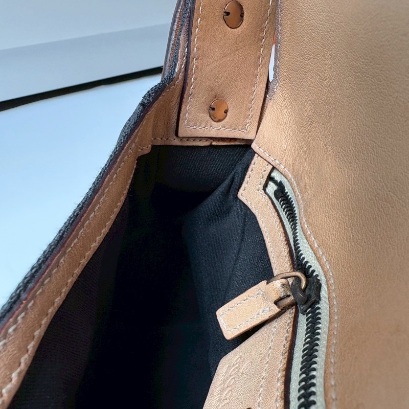 Gucci 駝皮邊黑logo布搖滾系列肩側包-17