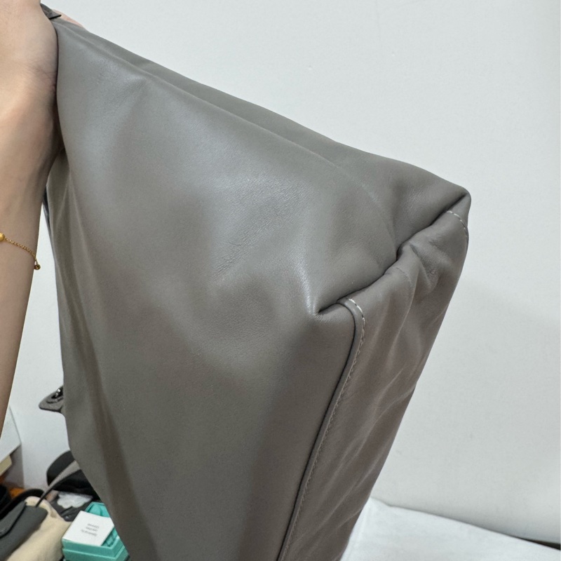 LONGCHAMP HOBO 龍驤灰 大象灰 肩背包 斜背包 手提包 側背包-11