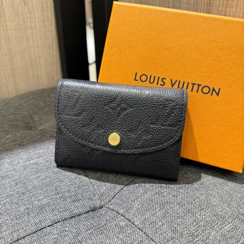 LV M81455 Rosalie 黑色壓紋牛皮金釦零錢包 小短夾
