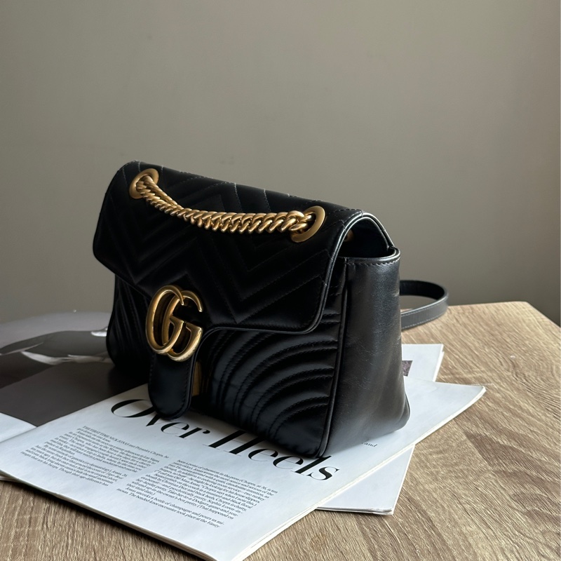 ‎˗ˏˋ 精緻女孩日常 º· 𓈒꙳ ‎˖ Gucci Marmont 26 黑色牛皮金釦肩背包 斜背包-2