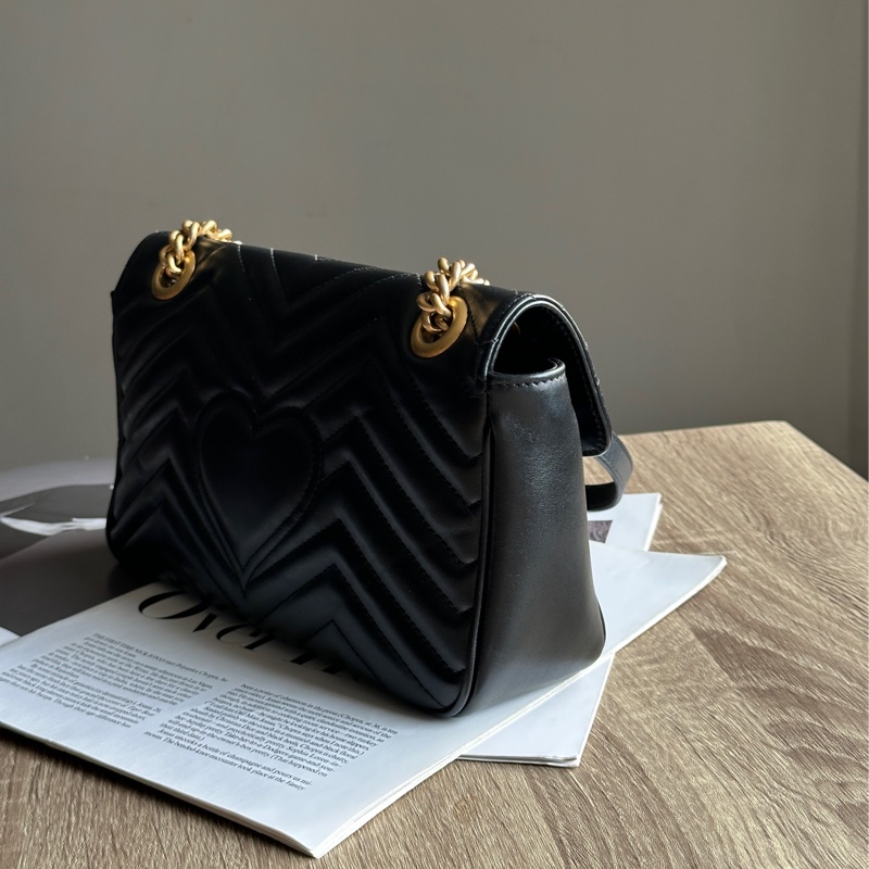 ‎˗ˏˋ 精緻女孩日常 º· 𓈒꙳ ‎˖ Gucci Marmont 26 黑色牛皮金釦肩背包 斜背包-4
