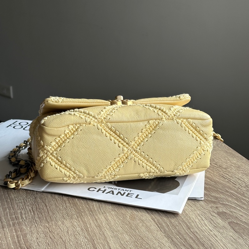 ‎˗ˏˋ 花小錢 辦大事 º· 𓈒꙳ ‎˖ Chanel AS1160 21C 早春渡假 限量 19系列 小雞黃 牛皮 鉤針編織 19 Bag 肩背包 斜背包-5