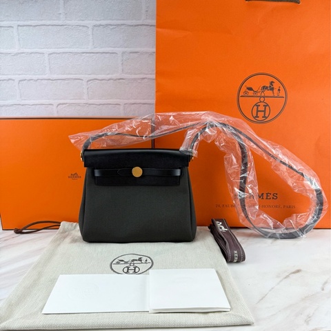 愛馬仕 Hermès Mini Herbag Zip 20  dark bronze 黑➕黑銅色 金釦 肩背包/ 斜背包