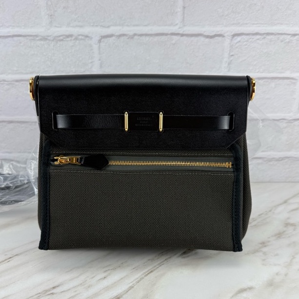 愛馬仕 Hermès Mini Herbag Zip 20  dark bronze 黑➕黑銅色 金釦 肩背包/ 斜背包-6