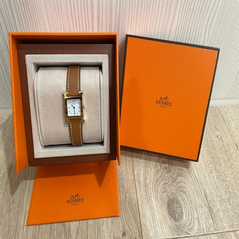 Hermes金棕金 H石英腕錶