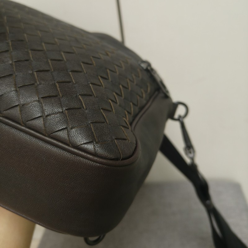 ㊣✨Bottega Veneta ✨(附防塵袋)寶緹嘉 BV 羊皮 咖啡色 編織 相機包 肩背包 斜背包 /二手包/二手精品/保證正品🌳二手樹屋🌳-9