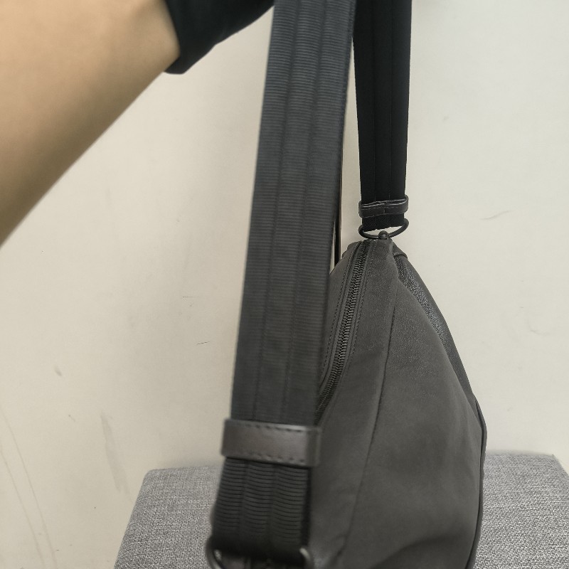 ㊣✨Bottega Veneta ✨(附防塵袋)寶緹嘉 BV 羊皮 咖啡色 編織 相機包 肩背包 斜背包 /二手包/二手精品/保證正品🌳二手樹屋🌳-35