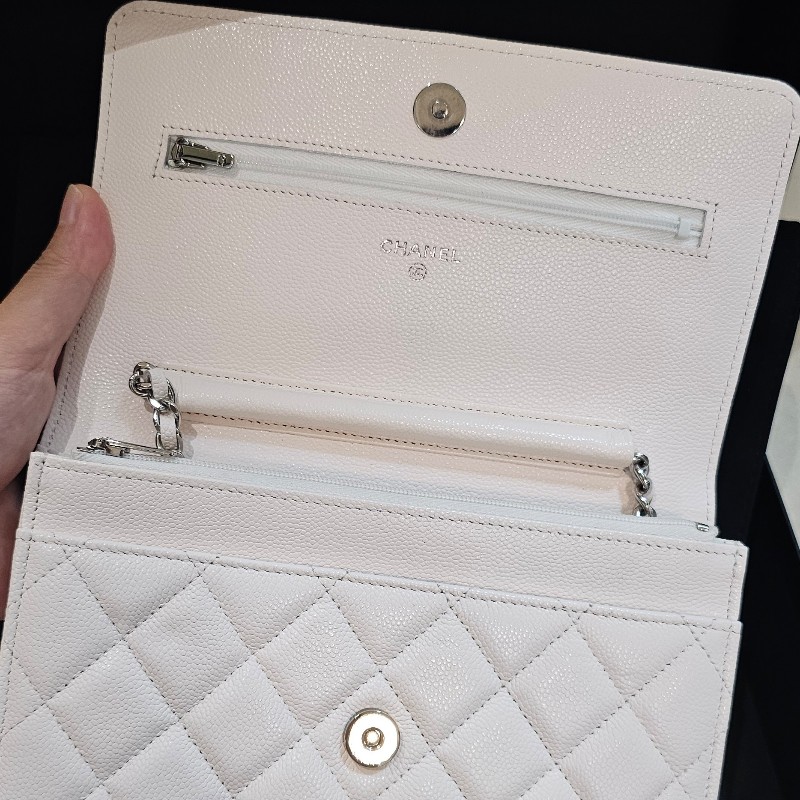 24年春夏「芯片款」✨白雪公主✨ Chanel WOC 荔枝皮 白銀-3