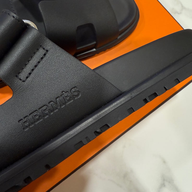 hermes chypre涼鞋 二舅拖鞋 黃金尺寸39 黑色/鵝卵石米色-3