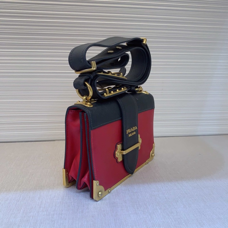 98新 普拉達PRADA cahier紅拼黑斜挎宮廷盒子包-3