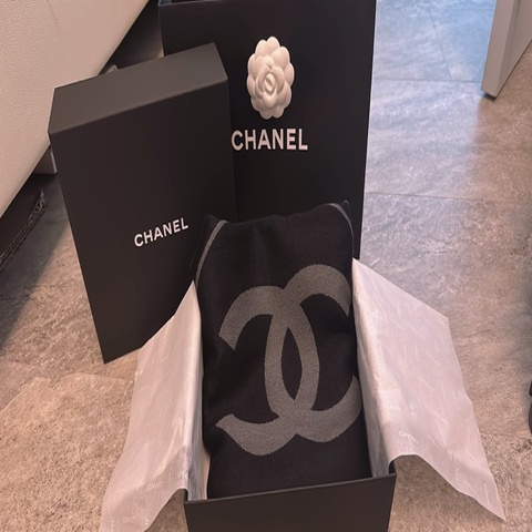 Chanel 25b圍巾