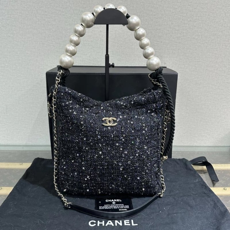 CHANEL 毛呢亮片金扣珍珠鏈條福袋水桶包25*26*8 98新 配件盒子塵袋保卡-0