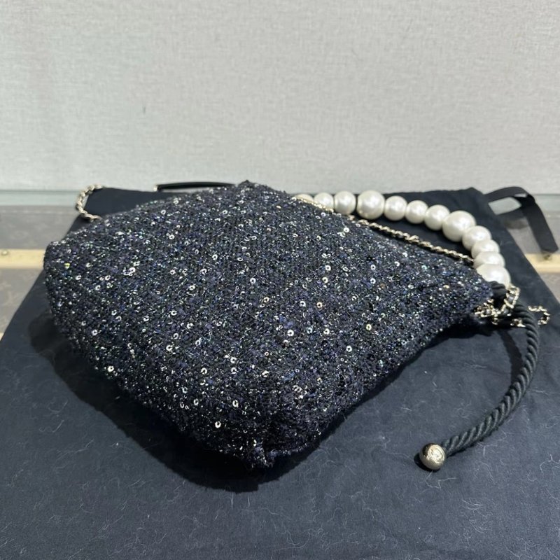 CHANEL 毛呢亮片金扣珍珠鏈條福袋水桶包25*26*8 98新 配件盒子塵袋保卡-4