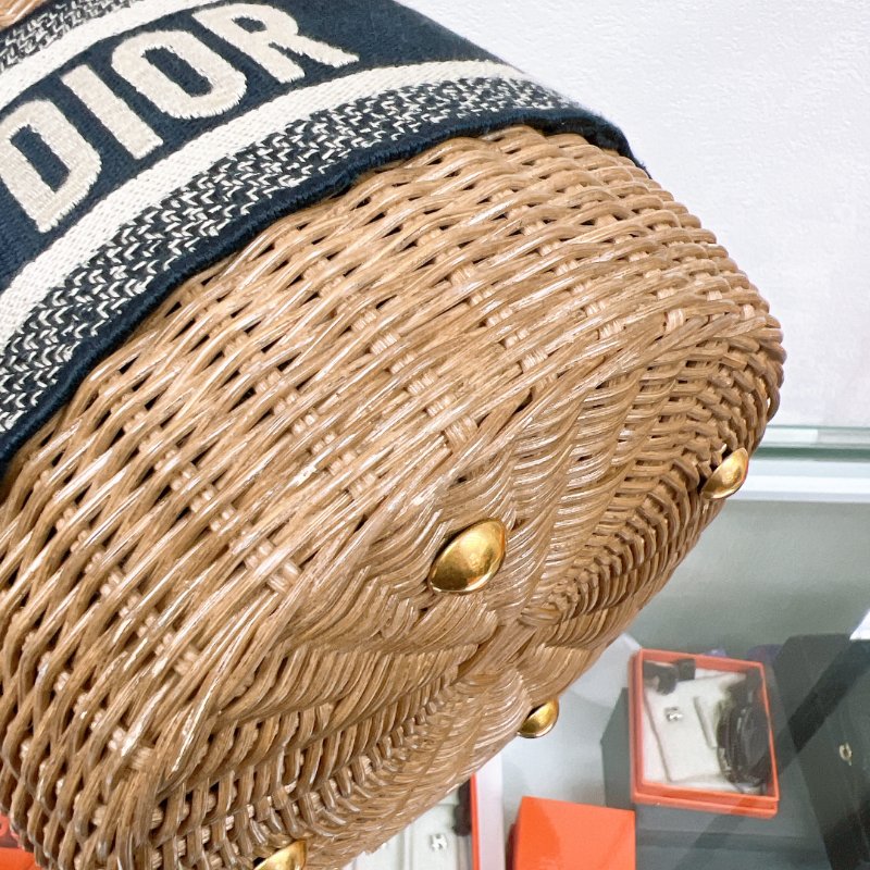 Dior wicker basket 藍色老花拼藤籃編織水桶/野餐包-10
