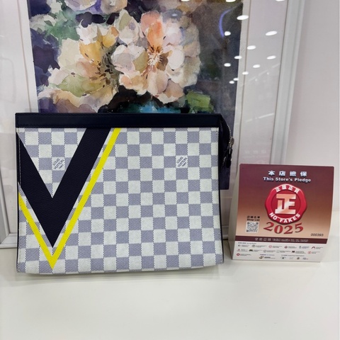 LV/路易威登 白棋盤格手拿包，美洲杯限量版，手拿包 17年編碼