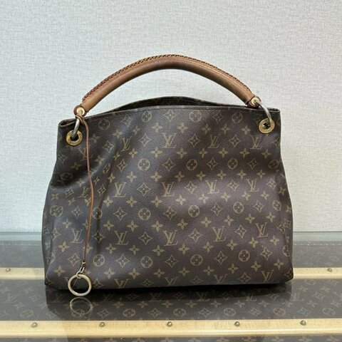 LV 老花金扣 artsy 手提包42*31*18 98新配件塵袋