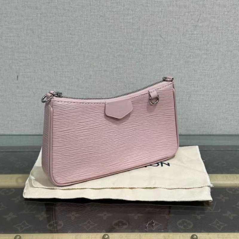 ✨LV 粉銀 EasyPouch On Strap水波紋麻將包 20.5*12*4 99新配件塵袋-1