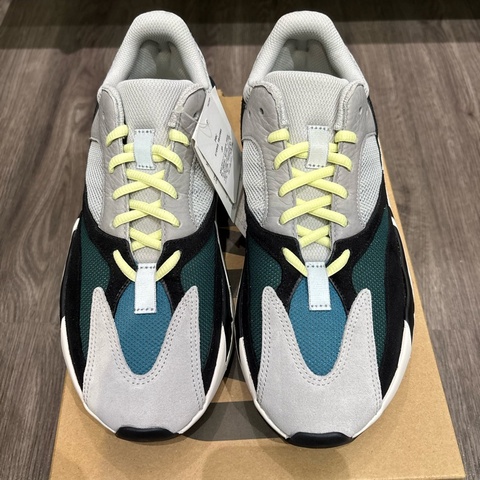 adidas Yeezy 700 OG B75571