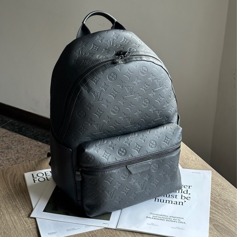 ˗ˏˋ 高質感紳士 º· 𓈒꙳ ˖ Louis Vuitton M46553 Discovery PM 黑色牛皮壓紋 後背包 雙肩包
