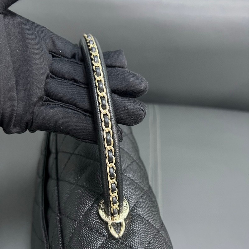 Chanel coco handle medium-24
