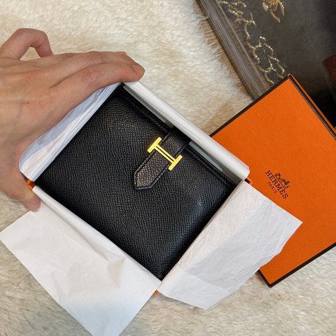市場最甜💝愛馬仕Hermès Bearn compact veau Epsom   經典黑金 短夾 中夾