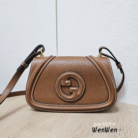[新款新到❣️] Gucci 棕色金釦Blondie小號斜背包