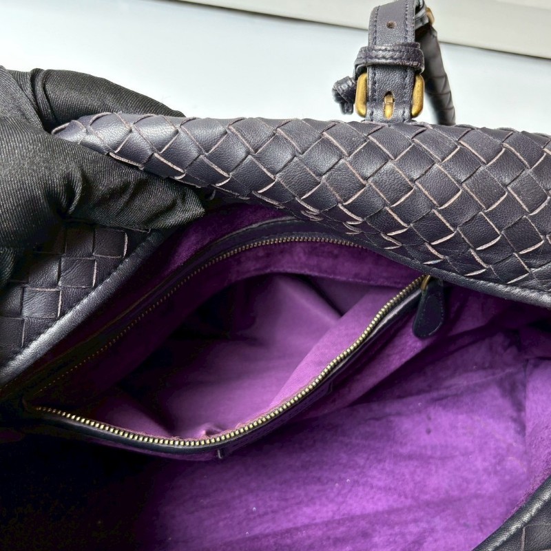 BV 紫黑皮革編織波士頓包-19