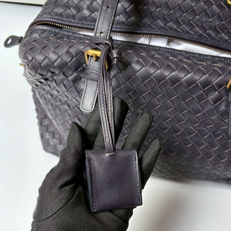 BV 紫黑皮革編織波士頓包-22