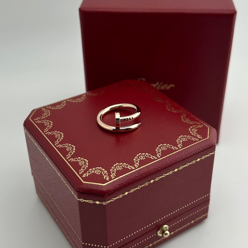 Cartier/卡地亞 玫瑰金寬版釘子戒指港碼12-1
