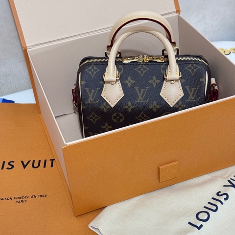LV Speedy20 奶茶色背袋晶片款「全新未使用」