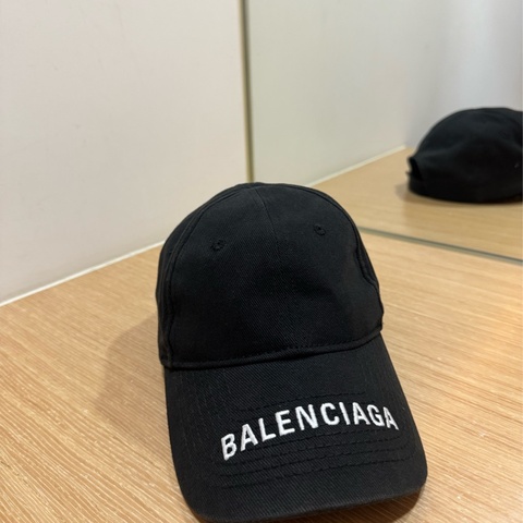 Balenciaga 巴黎世家帽子