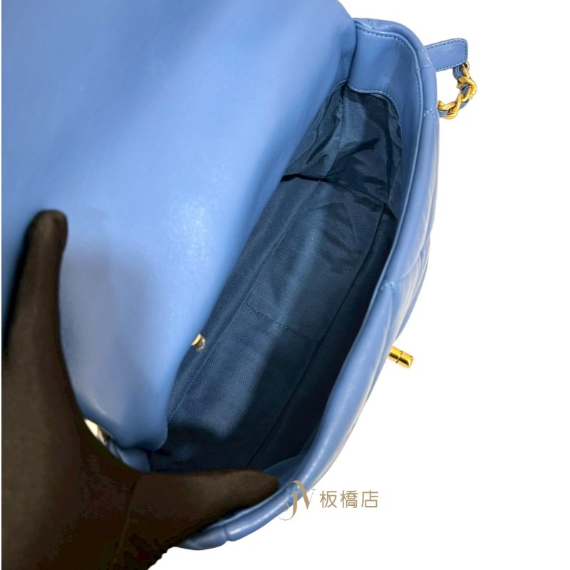 Chanel天空藍金釦19包30cm/AS1161-5