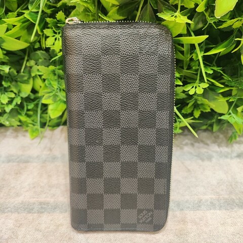Louis Vuitton Zippy Vertical