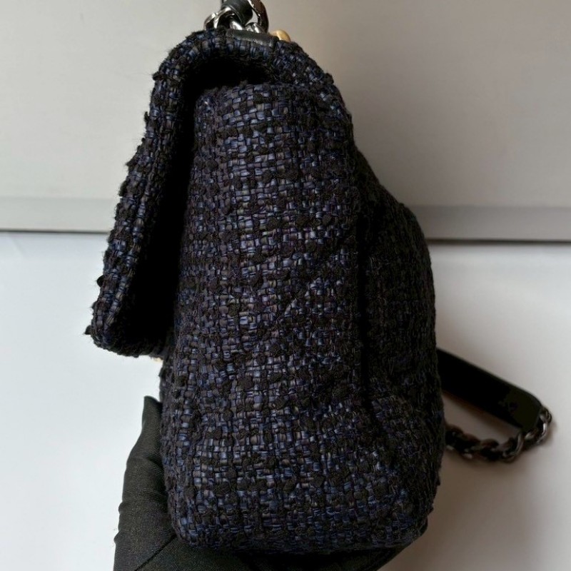 Chanel 鍊帶深藍黑軟呢布19包 30-7