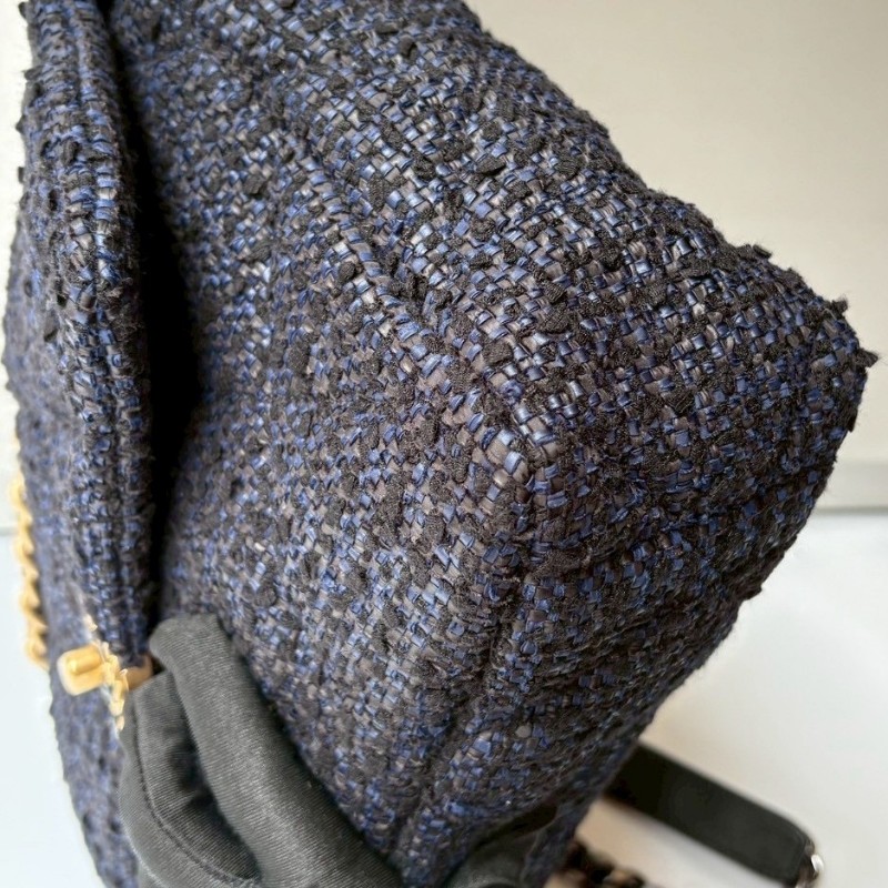 Chanel 鍊帶深藍黑軟呢布19包 30-8